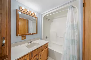 619 Riverview Dr, Winneconne, WI 54986 - Photo 8