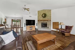 1426 Grant St, De Pere, WI 54115 - Photo 4