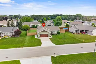 1427 Anthem Dr, Neenah, WI 54956 - Photo 54
