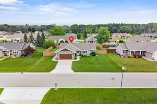 1427 Anthem Dr, Neenah, WI 54956 - Photo 52