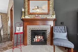 1427 Anthem Dr, Neenah, WI 54956 - Photo 16
