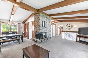 101 Rose Lawn Blvd, Green Bay, WI 54301 - Photo 8