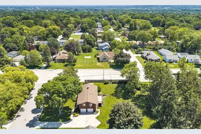 101 Roselawn Boulevard, Green Bay, WI 54301 - Photo 4