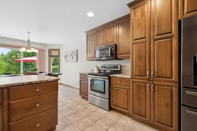W6445 Cherrybark Circle, Menasha, WI 54952 - Photo 12