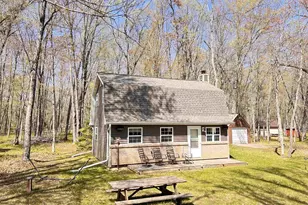 W12330 E Bedora Ct, Stephenson, WI 54114 - Photo 2