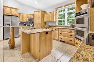 4305 Stoney Ridge Trail, Oshkosh, WI 54904 - Photo 12