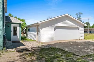 224 W Main St, Coleman, WI 54112 - Photo 8