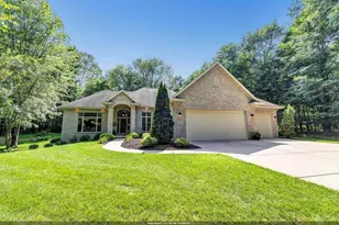 5763 Havenwood Hills Dr, Little Suamico, WI 54141 - Photo 1