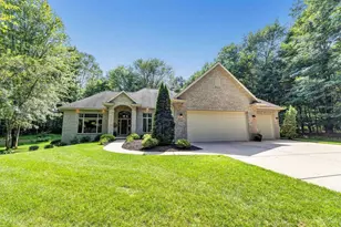 5763 Havenwood Hills Dr, Little Suamico, WI 54141 - Photo 1