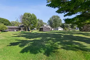 221 Market St, Potter, WI 54160 - Photo 28