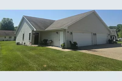 961 Charles Wright Drive, Waupaca, WI 54981 - Photo 2