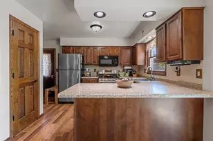 13186 Lakeview Ct, Brazeau, WI 54161 - Photo 10