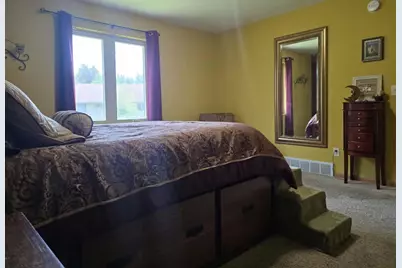 961 Charles Wright Drive, Waupaca, WI 54981 - Photo 16