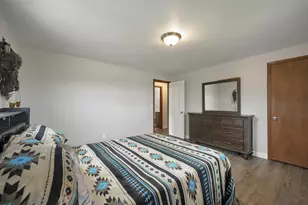 242 N Taylor St, Green Bay, WI 54303 - Photo 16