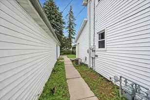 242 N Taylor St, Green Bay, WI 54303 - Photo 46