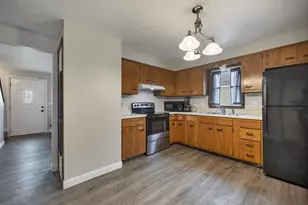 242 N Taylor St, Green Bay, WI 54303 - Photo 6