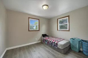 242 N Taylor St, Green Bay, WI 54303 - Photo 20
