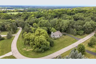 N5020 Summit Drive, Fond du Lac, WI 54937 - Photo 4
