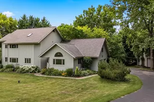 N5020 Summit Dr, Fond du Lac, WI 54937 - Photo 6