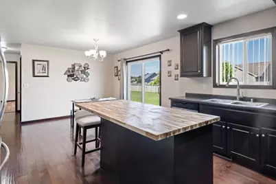 600 Castlestone Court, Oneida, WI 54155 - Photo 16