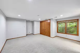 2752 Woodland Hills Ct, Green Bay, WI 54311 - Photo 40