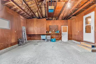 935 Marvelle Ln, Green Bay, WI 54304 - Photo 24