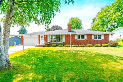 935 Marvelle Lane, Green Bay, WI 54304 - Photo 1