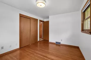 935 Marvelle Ln, Green Bay, WI 54304 - Photo 20
