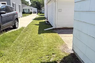 2209 N Clark St, Appleton, WI 54911 - Photo 6