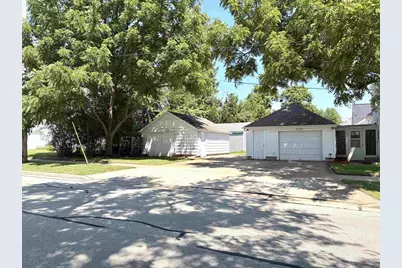 2209 N Clark Street, Appleton, WI 54911 - Photo 8