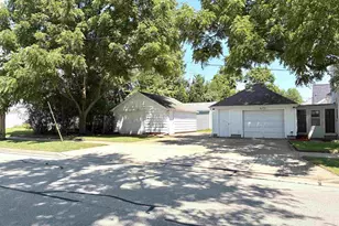 2209 N Clark St, Appleton, WI 54911 - Photo 8