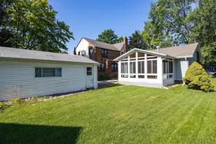 421 9th St, Neenah, WI 54956 - Photo 26