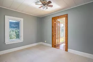 421 9th St, Neenah, WI 54956 - Photo 14