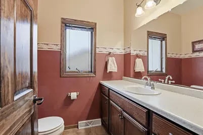 N9005 Blackoak Street, Menasha, WI 54952 - Photo 20
