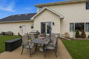N9005 Blackoak St, Menasha, WI 54952 - Photo 44