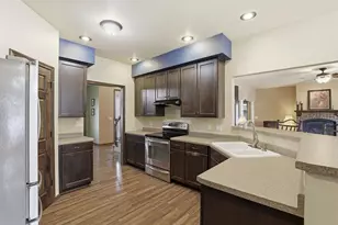 N9005 Blackoak St, Menasha, WI 54952 - Photo 14