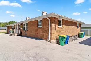 215 Cleveland St, Green Bay, WI 54303 - Photo 2