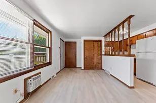 215 Cleveland St, Green Bay, WI 54303 - Photo 32
