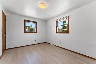 215 Cleveland Street, Green Bay, WI 54303 - Photo 34