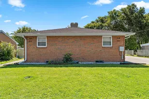 215 Cleveland St, Green Bay, WI 54303 - Photo 8