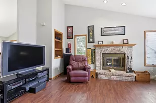 1700 E Tracia Ln, Appleton, WI 54911 - Photo 6