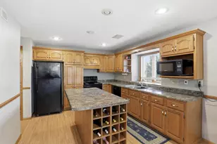 1700 E Tracia Ln, Appleton, WI 54911 - Photo 2