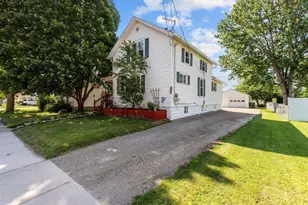 1309 Witzel Ave, Oshkosh, WI 54902 - Photo 1