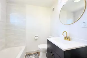 1122 Tyler Ave, Oshkosh, WI 54902 - Photo 14