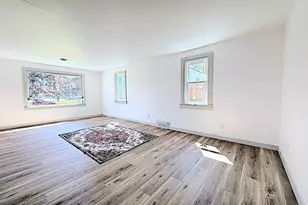 1122 Tyler Ave, Oshkosh, WI 54902 - Photo 4