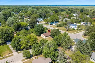 357 Jefferson St, Oconto, WI 54153 - Photo 52