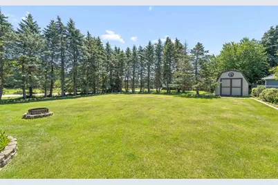 4085 Leonard Point Road, Oshkosh, WI 54904 - Photo 38