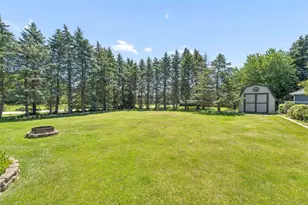 4085 Leonard Point Rd, Oshkosh, WI 54904 - Photo 38