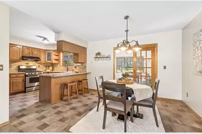 4085 Leonard Point Road, Oshkosh, WI 54904 - Photo 6