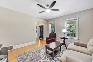 317 S Van Buren St, Green Bay, WI 54301 - Photo 8